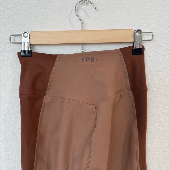 Abercrombie & Fitch- YOB Sculpt LUX Colorblock Leggings - XS - Picture 6 of 7